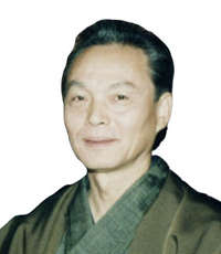 中村 信三
